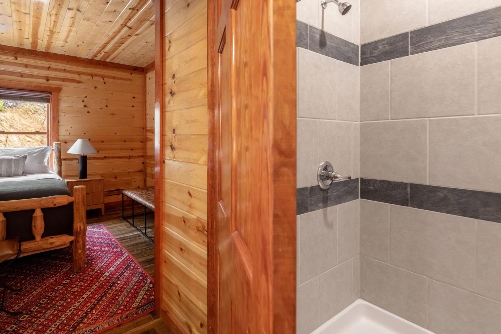Sugarland By Avantstay Sleeps 28 Home Theatre Two Hot Tubs Indoor Pool Incredible Views Pigeon Forge Extérieur photo