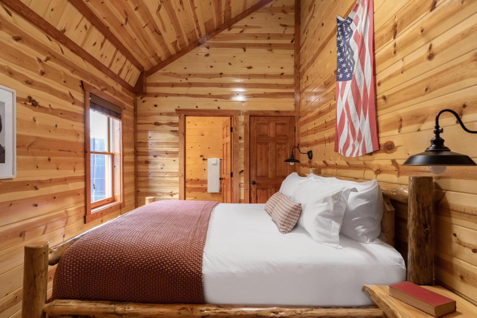 Sugarland By Avantstay Sleeps 28 Home Theatre Two Hot Tubs Indoor Pool Incredible Views Pigeon Forge Extérieur photo