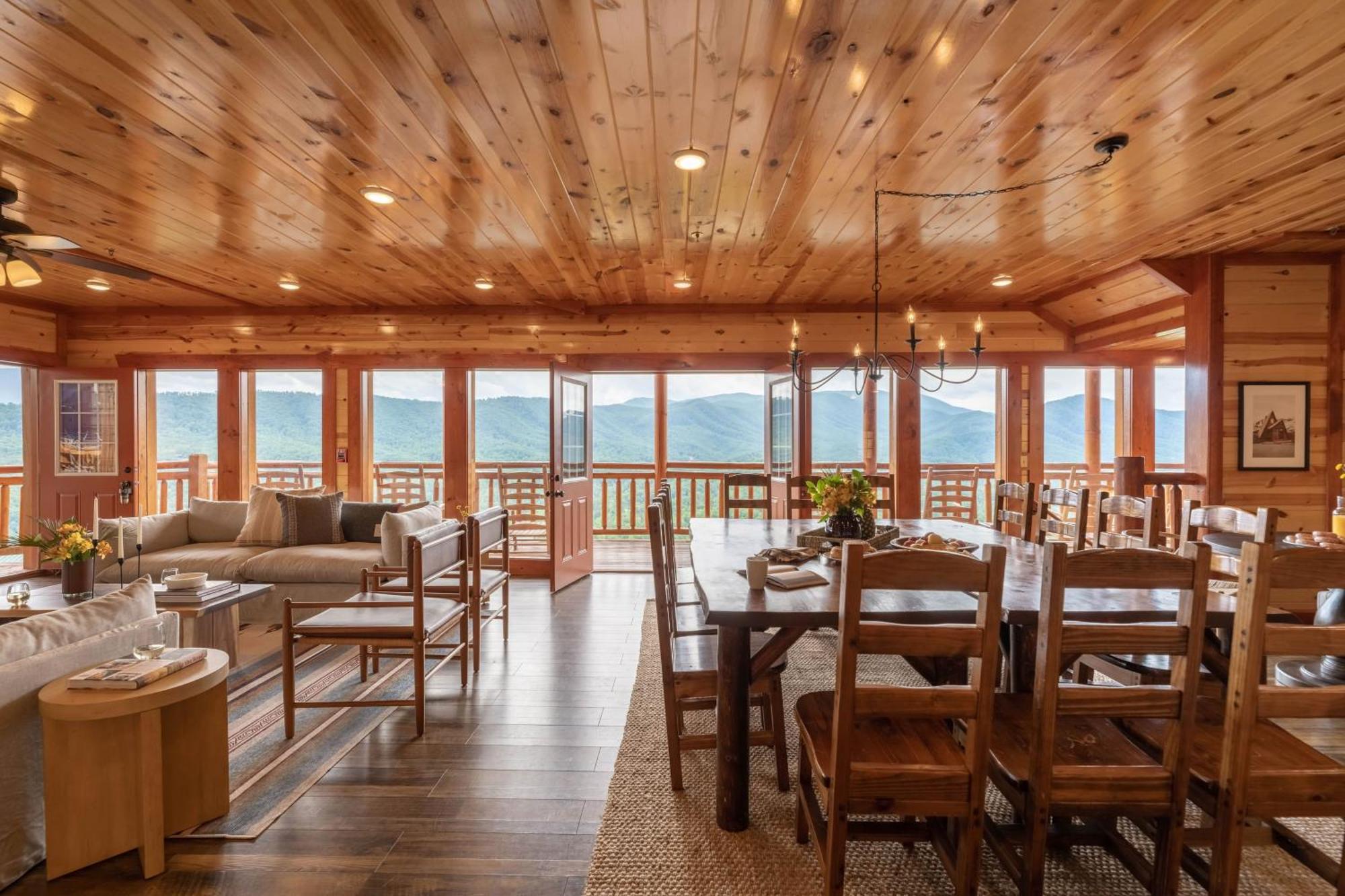 Sugarland By Avantstay Sleeps 28 Home Theatre Two Hot Tubs Indoor Pool Incredible Views Pigeon Forge Extérieur photo