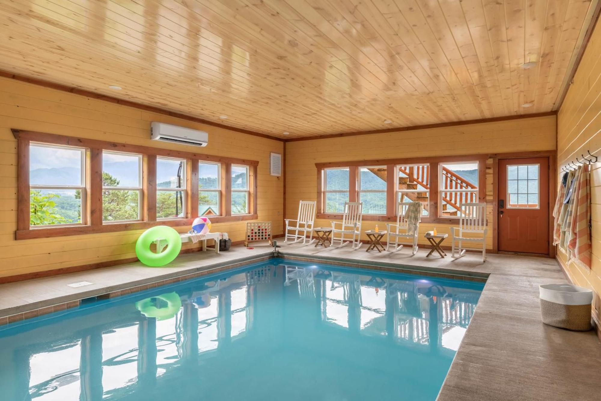 Sugarland By Avantstay Sleeps 28 Home Theatre Two Hot Tubs Indoor Pool Incredible Views Pigeon Forge Extérieur photo